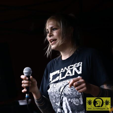 Bambi Shoots Back (D, Leipzig) 9 Jahre Barrikade, Zwickau - 1. Juni 2024 (6).JPG